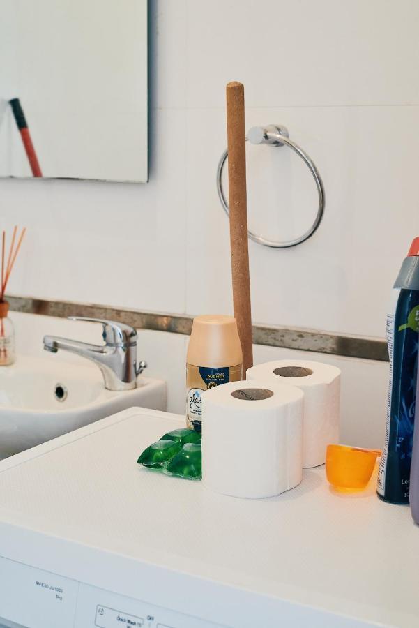 Porto By Shmoo Apartment
